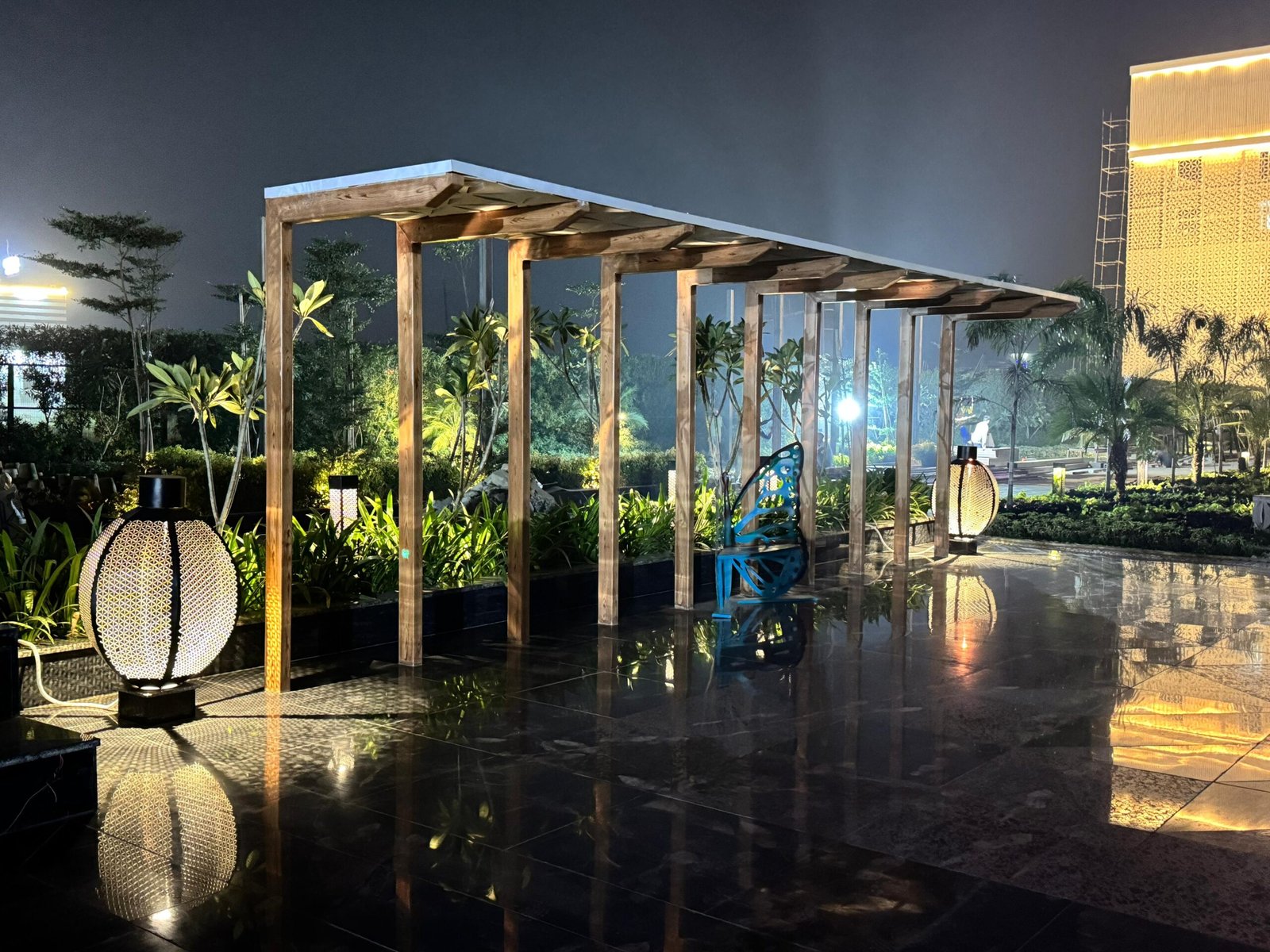 b025bfe5-030d-4fb6-a8ef-1a602425ee20