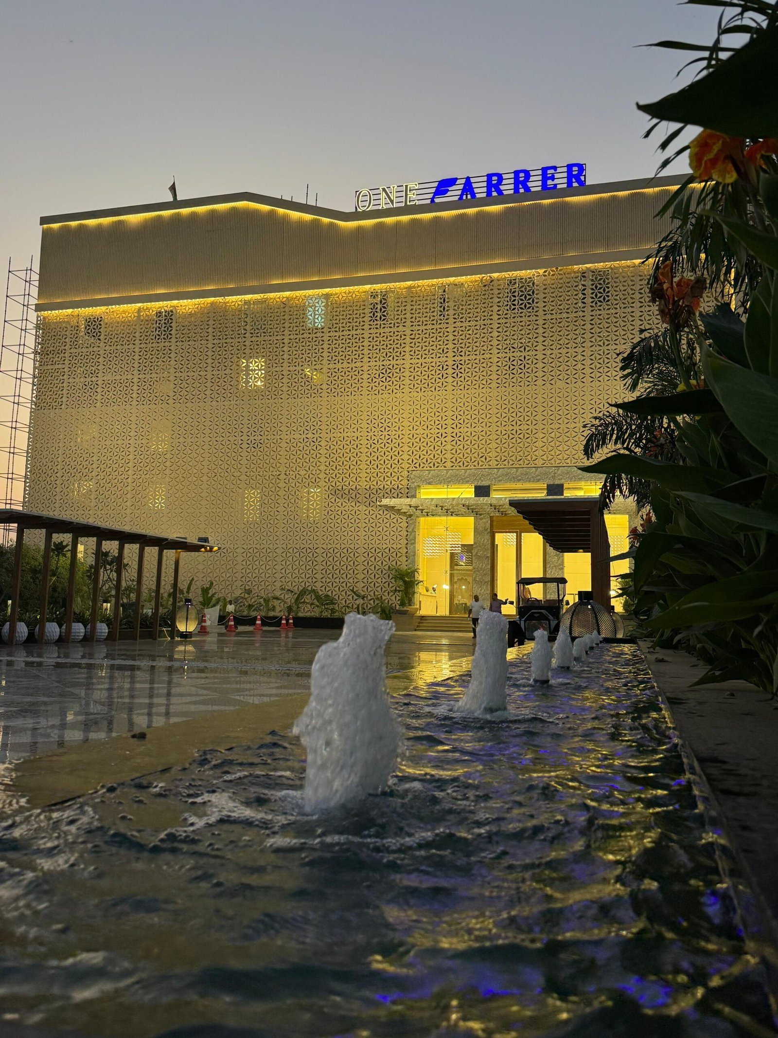 f4e73a6c-66d2-400a-a75b-ef048fff71ff